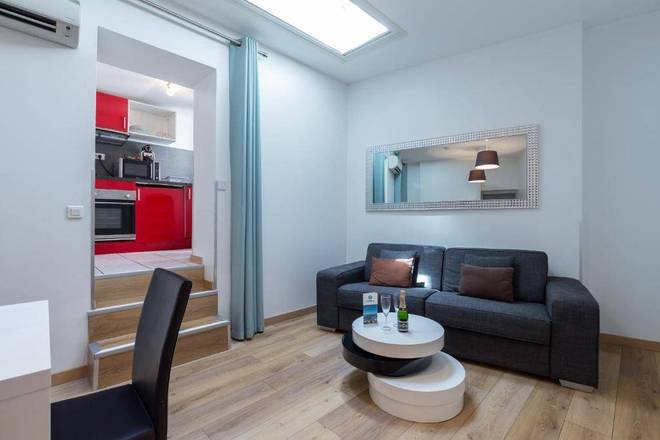 Florella Clemenceau Apartment, Cannes