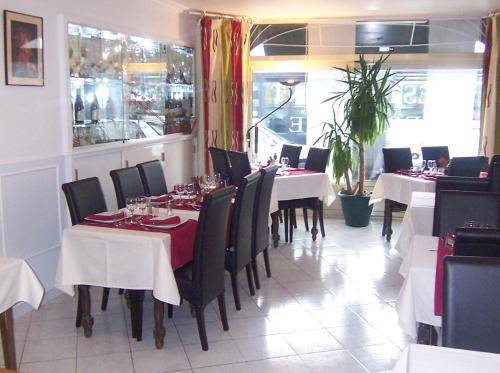 H&ocirc;tel Restaurant Du Stade, Dijon