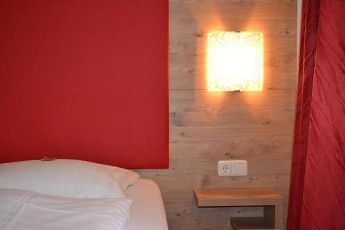 Hotel Minerva Garni, Dusseldorf