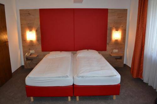 Hotel Minerva Garni, Dusseldorf