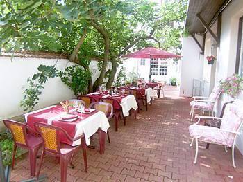 H&ocirc;tel Restaurant Du Stade, Dijon