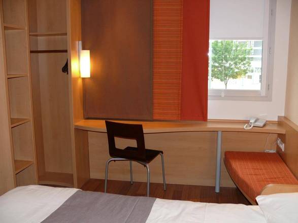 Hotel ibis Dijon Centre Clemenceau, Dijon