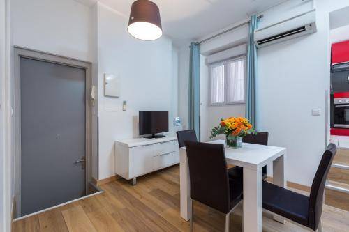 Florella Clemenceau Apartment, Cannes